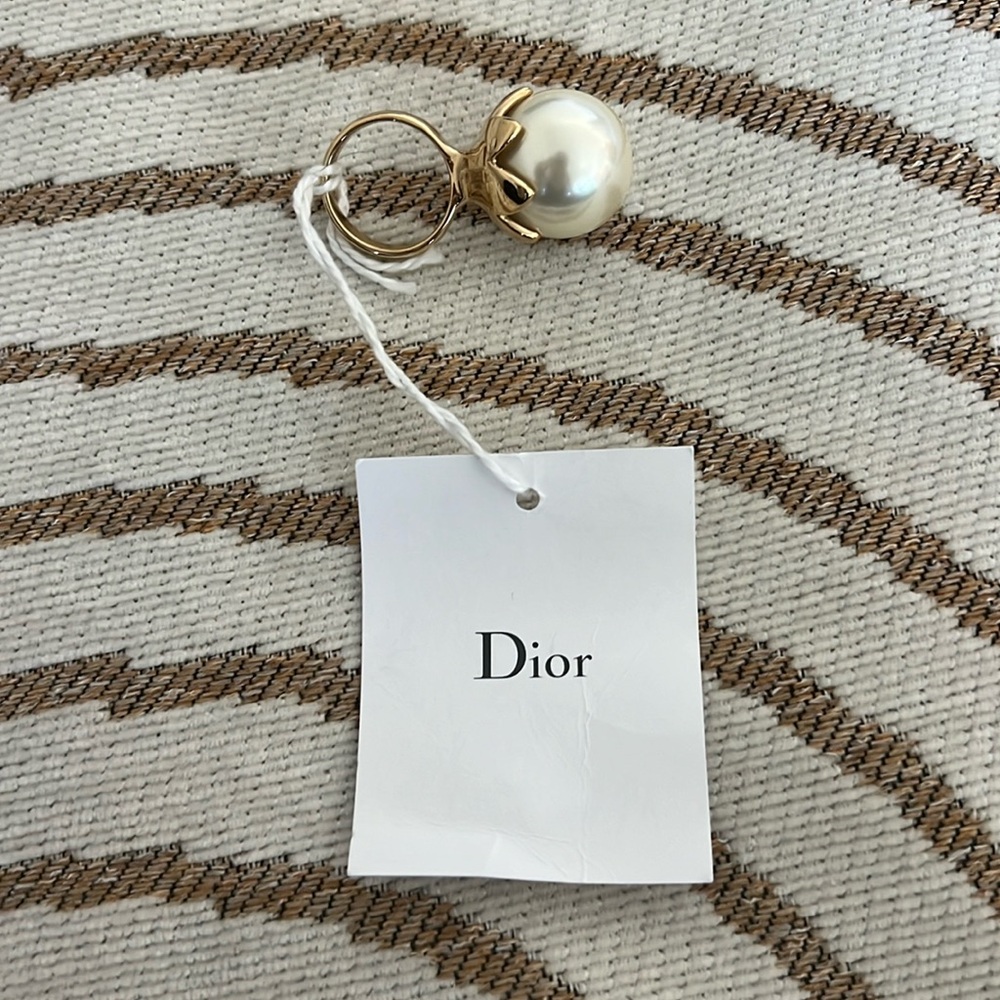 Dior Pearl statement ring